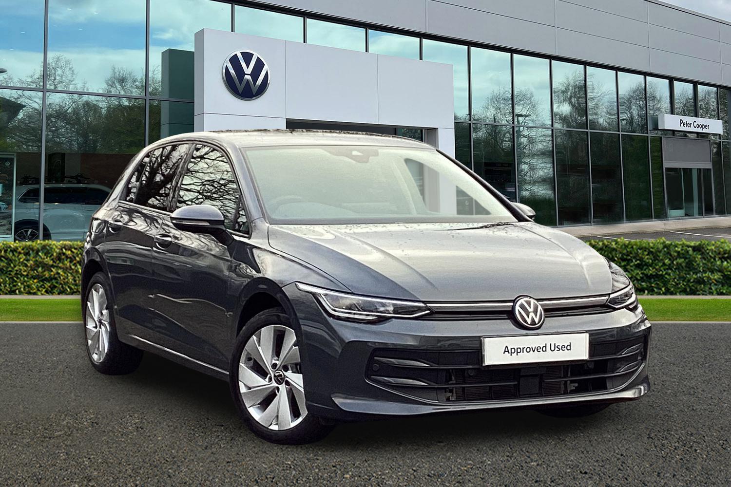 Main listing image - Volkswagen Golf
