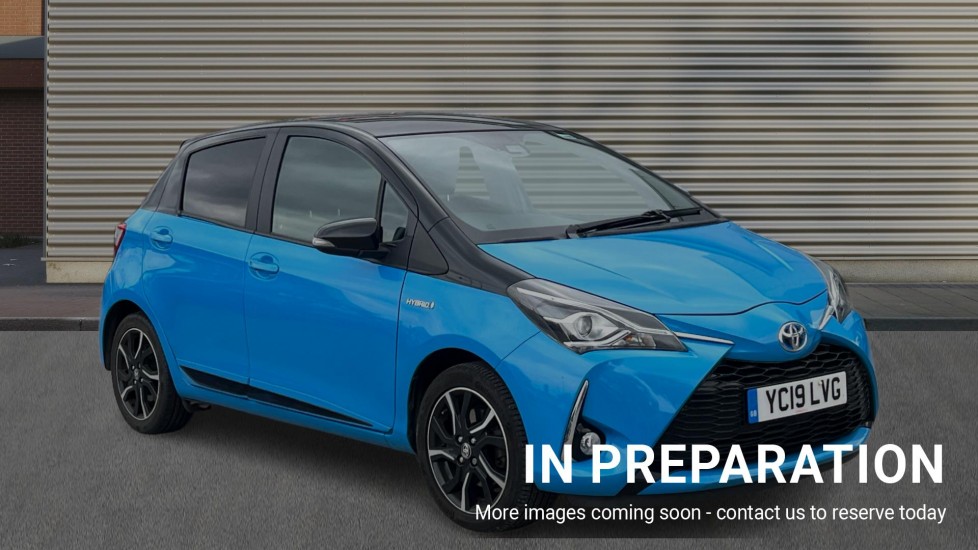 Main listing image - Toyota Yaris