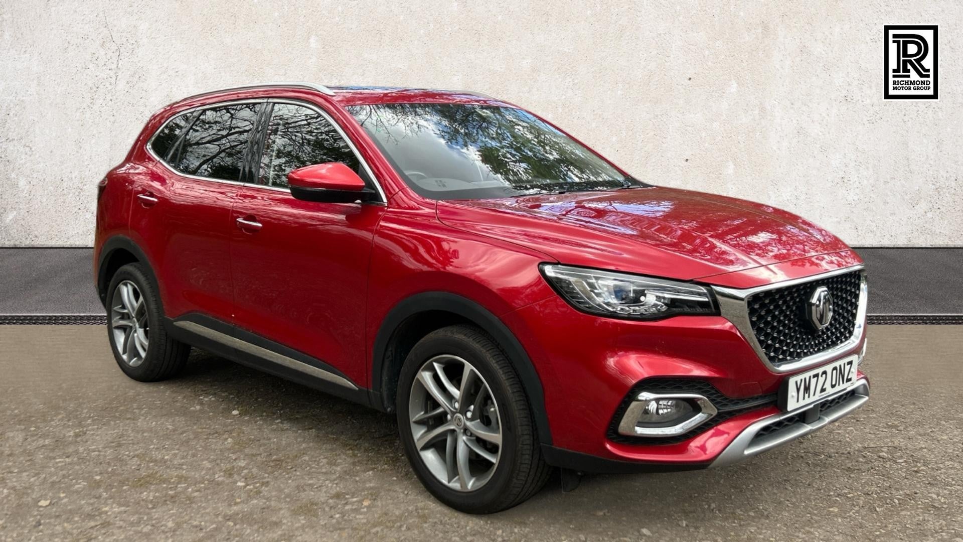 Main listing image - MG HS