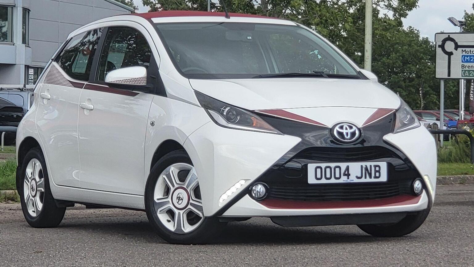 Main listing image - Toyota Aygo