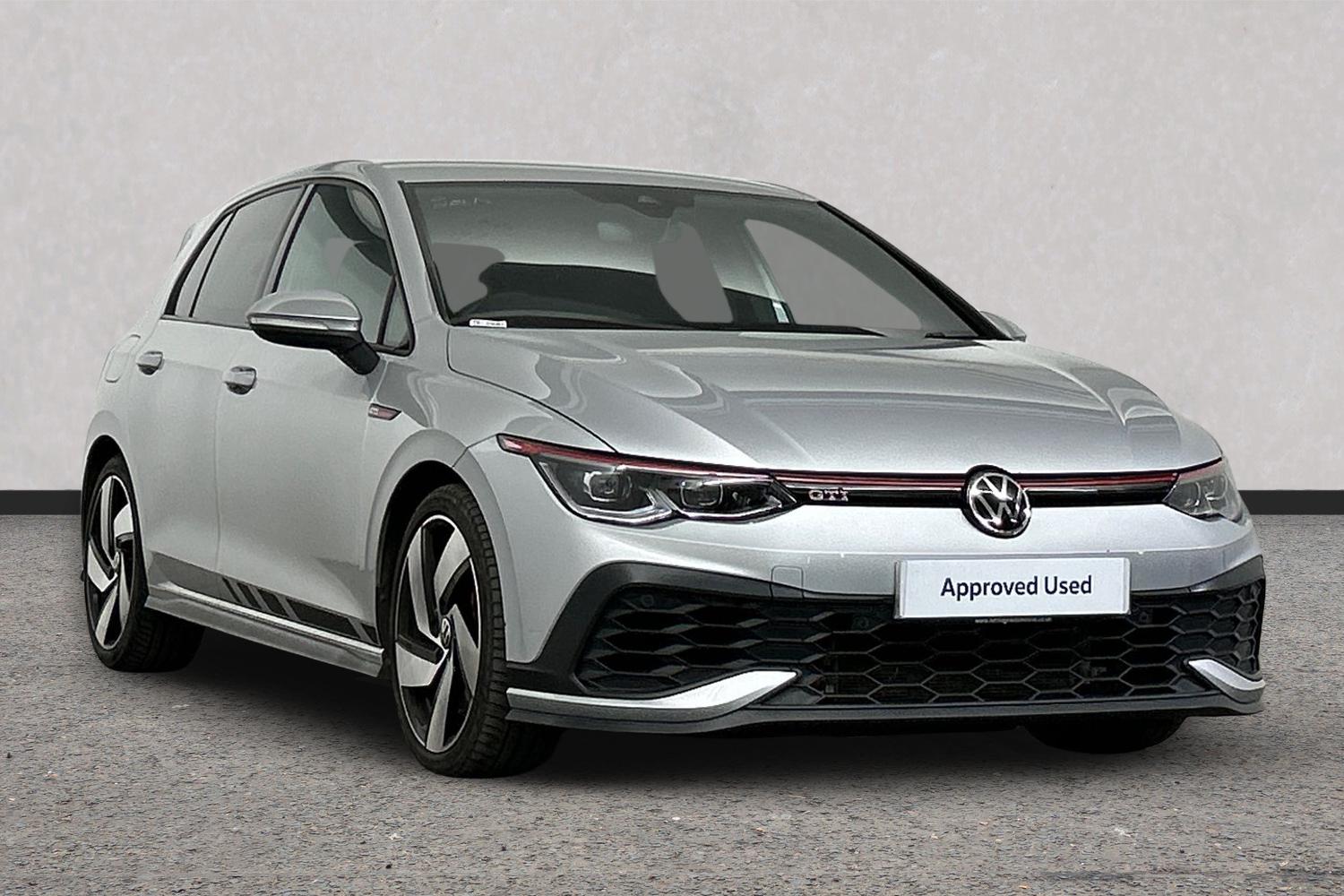 Main listing image - Volkswagen Golf
