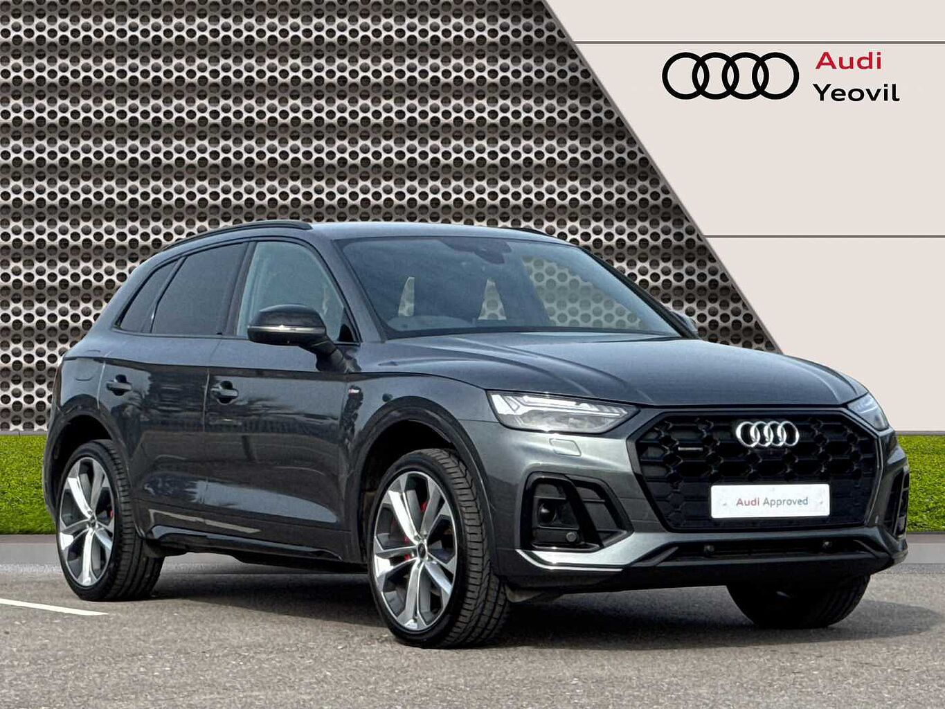 Main listing image - Audi Q5
