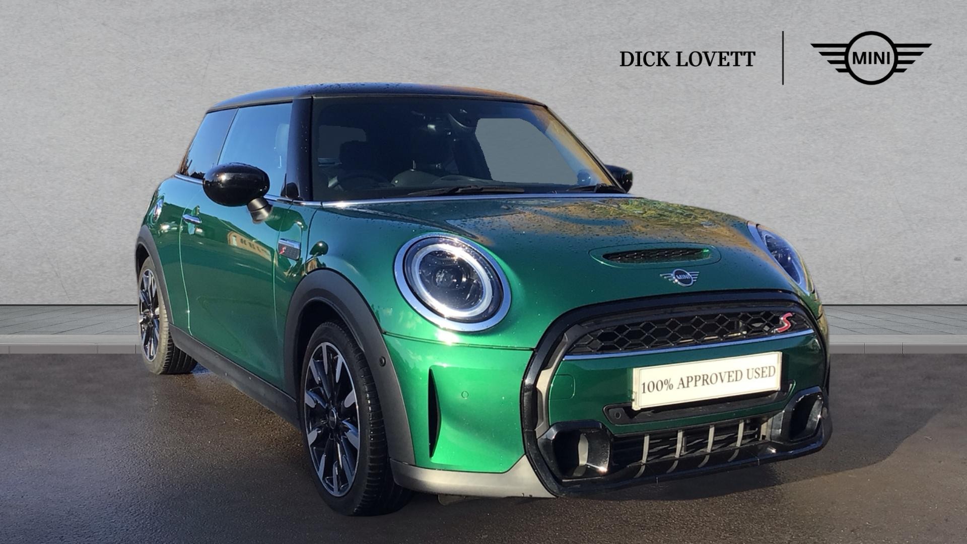 Main listing image - MINI Hatchback