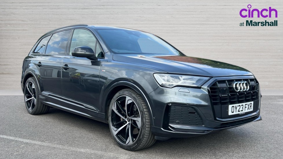 Main listing image - Audi Q7