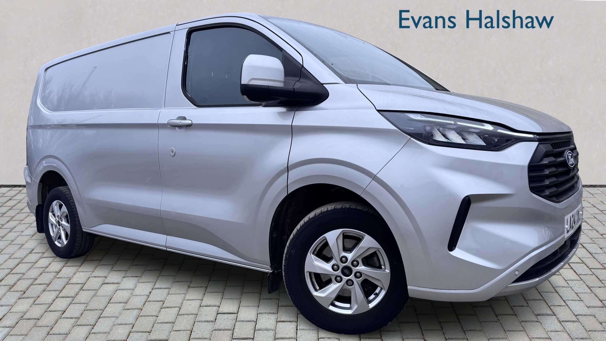 Main listing image - Ford Transit Custom