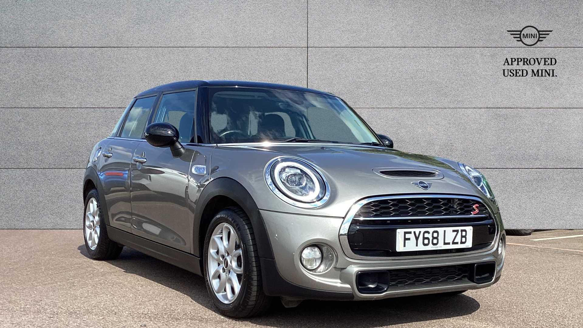 Main listing image - MINI Hatchback 5dr