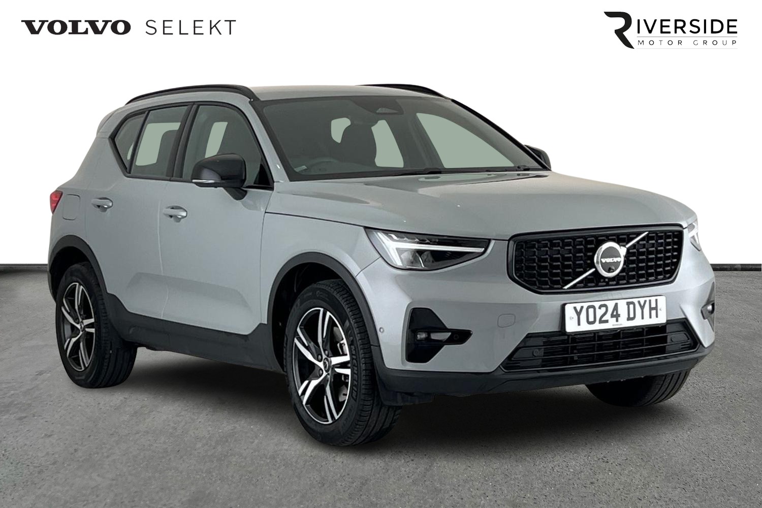 Main listing image - Volvo XC40