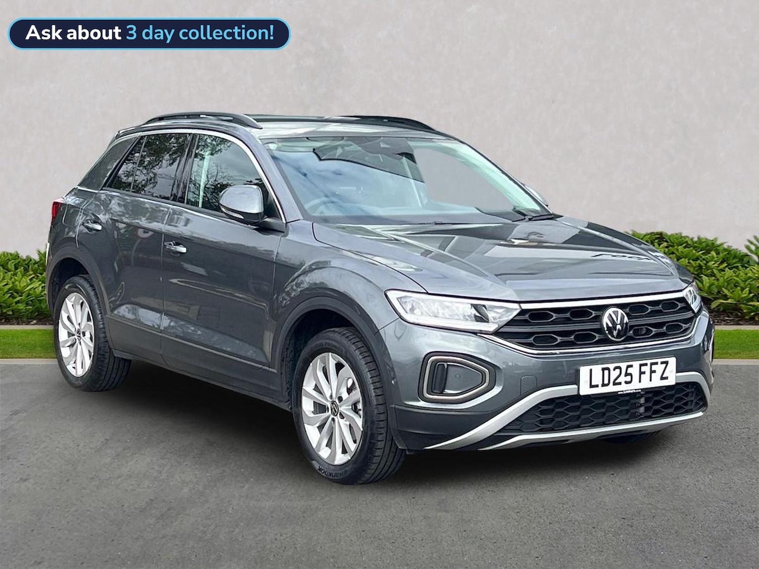 Main listing image - Volkswagen T-Roc