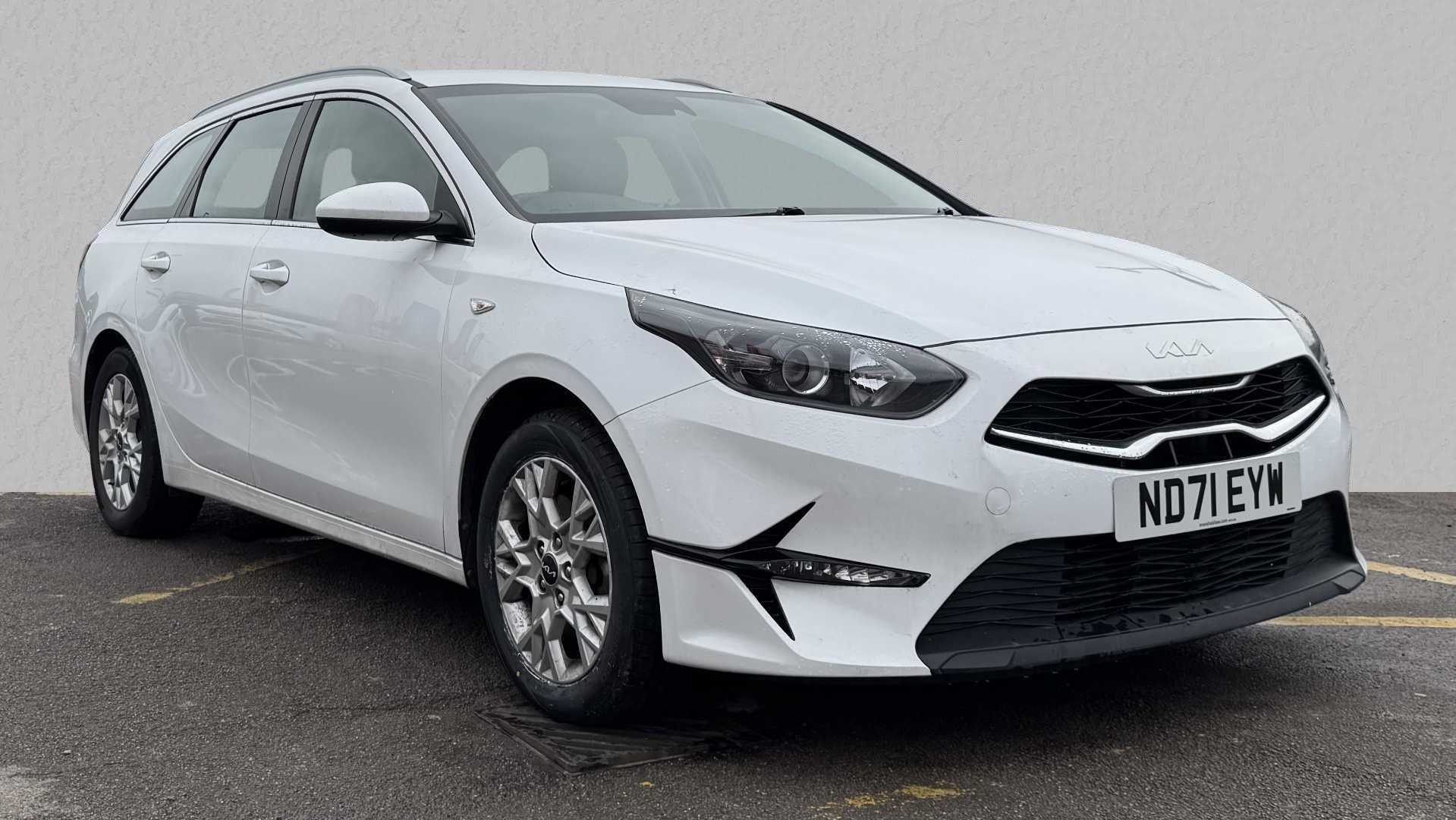 Main listing image - Kia Ceed SW