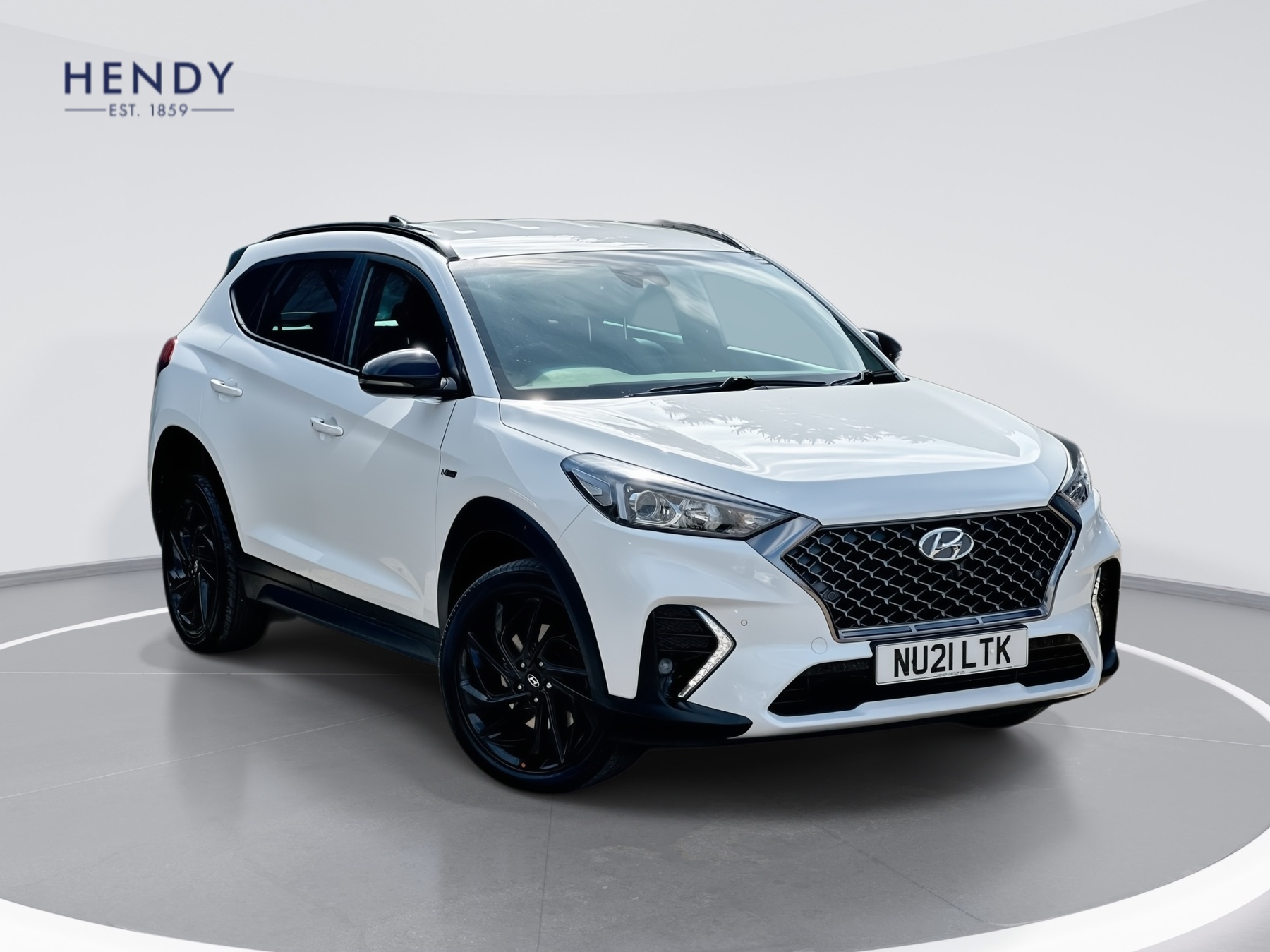 Main listing image - Hyundai Tucson