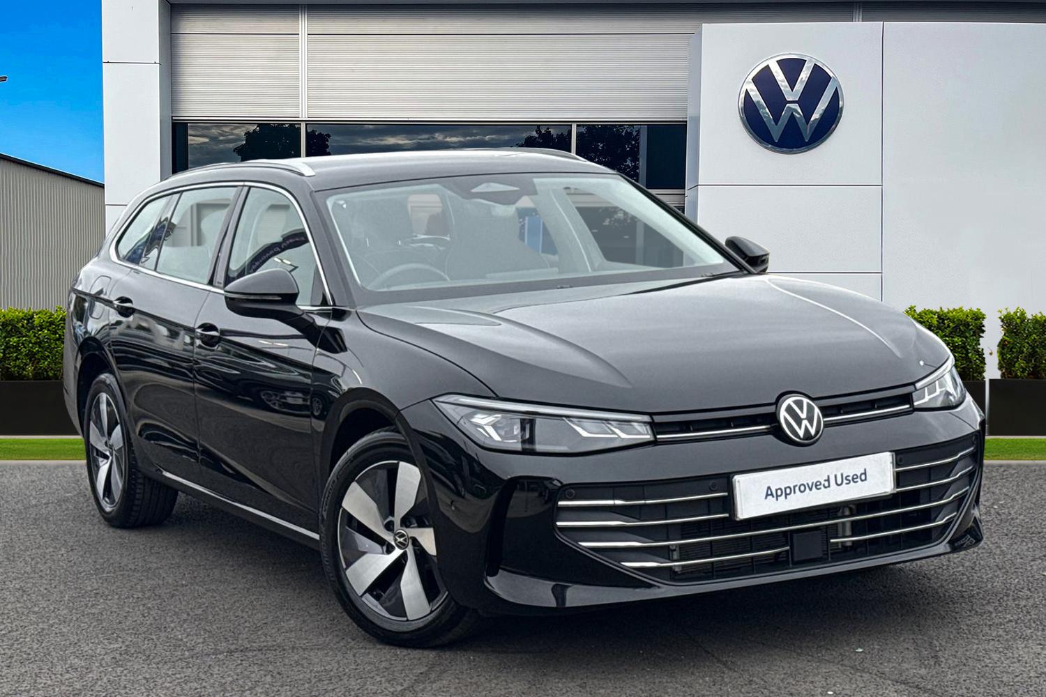 Main listing image - Volkswagen Passat