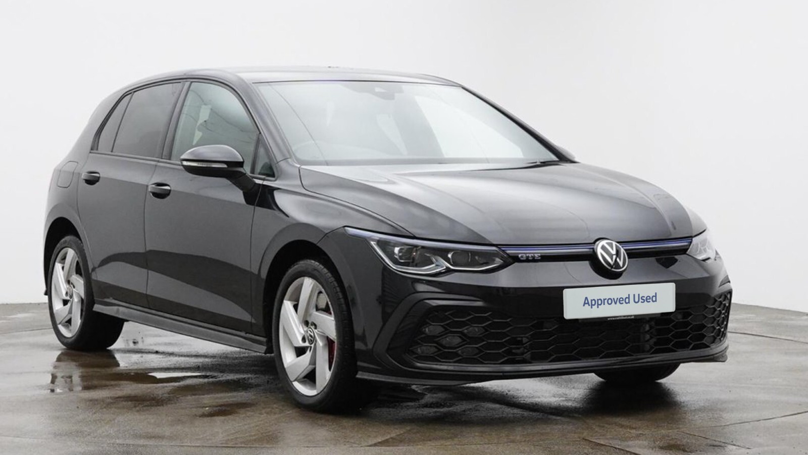 Main listing image - Volkswagen Golf GTE