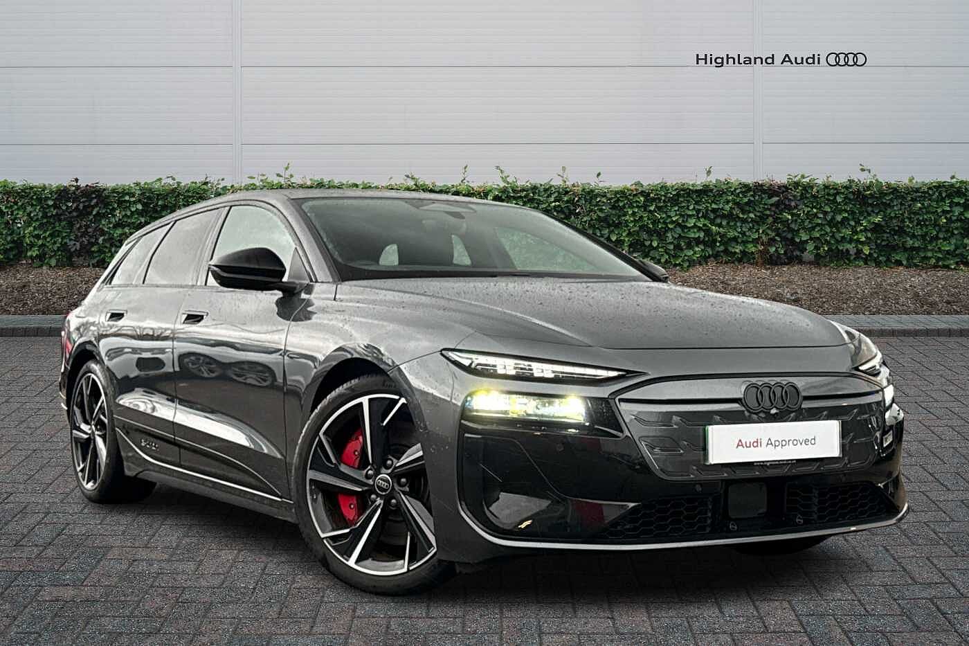 Main listing image - Audi S6