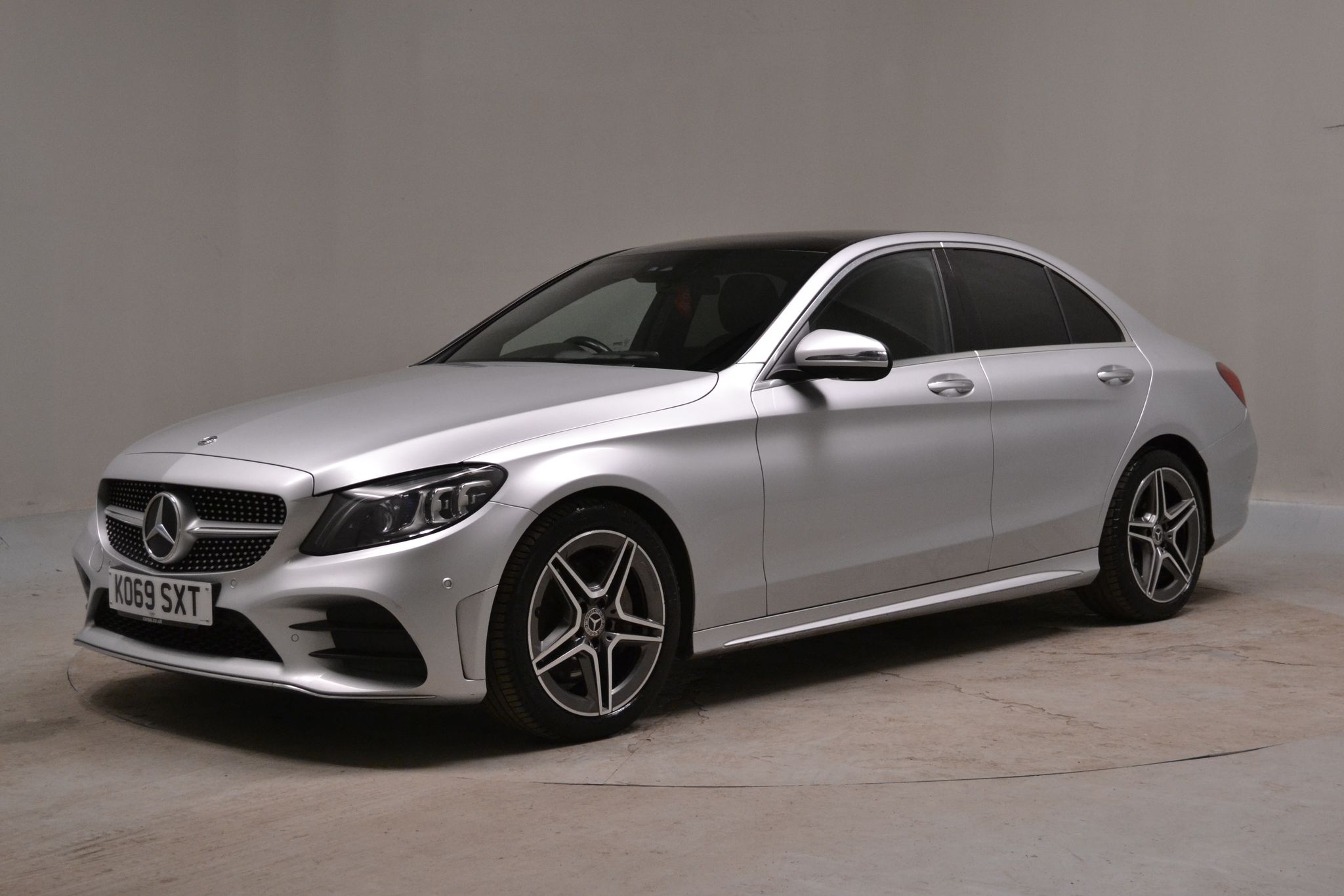 Main listing image - Mercedes-Benz C-Class