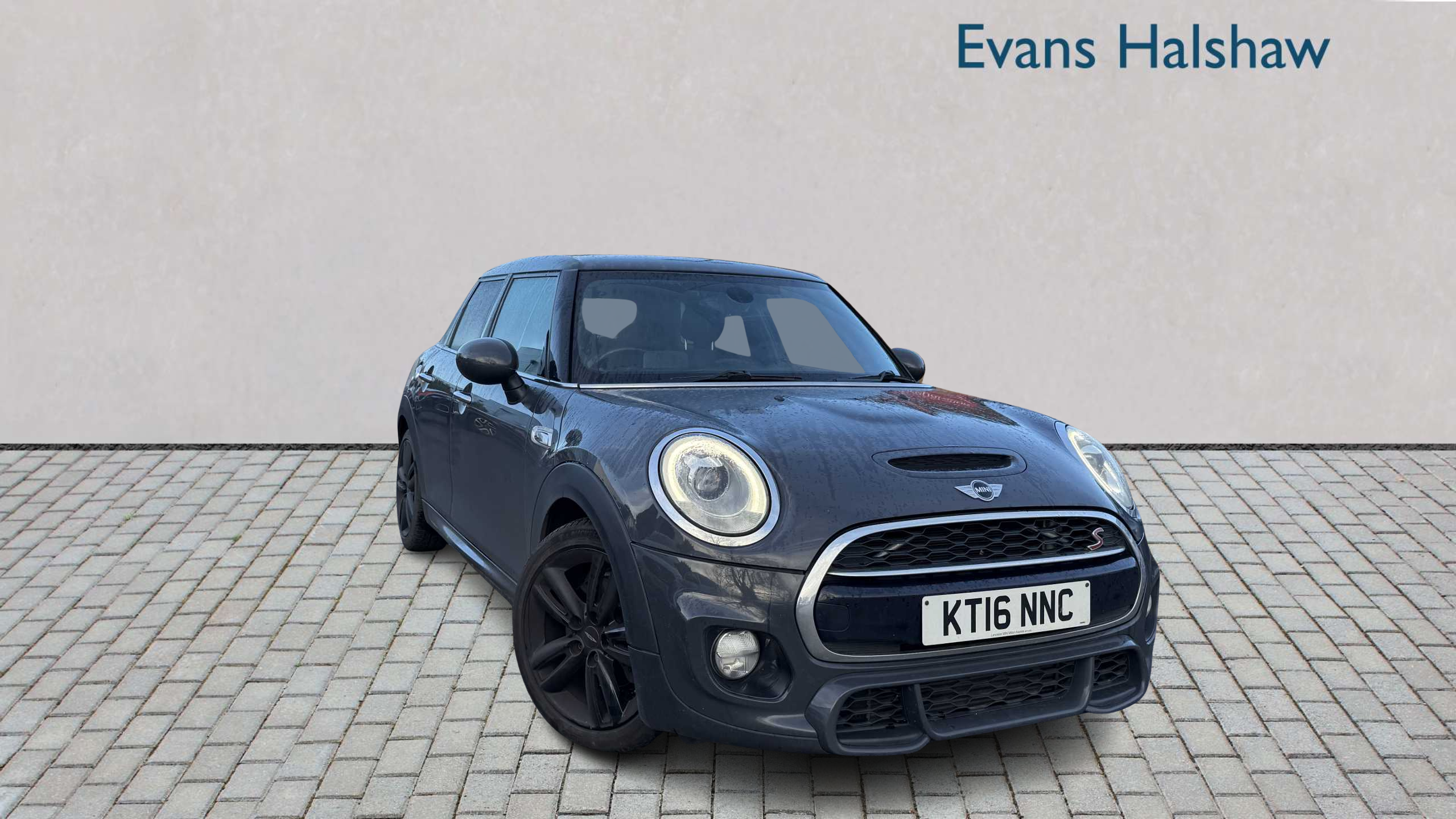 Main listing image - MINI Hatchback 5dr