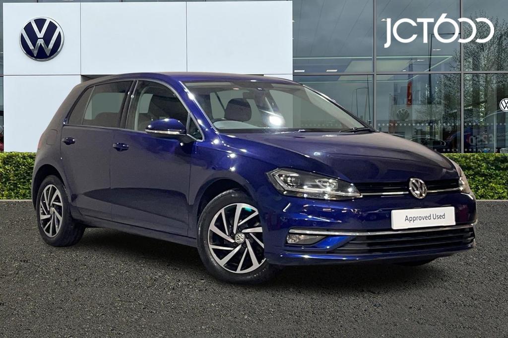 Main listing image - Volkswagen Golf