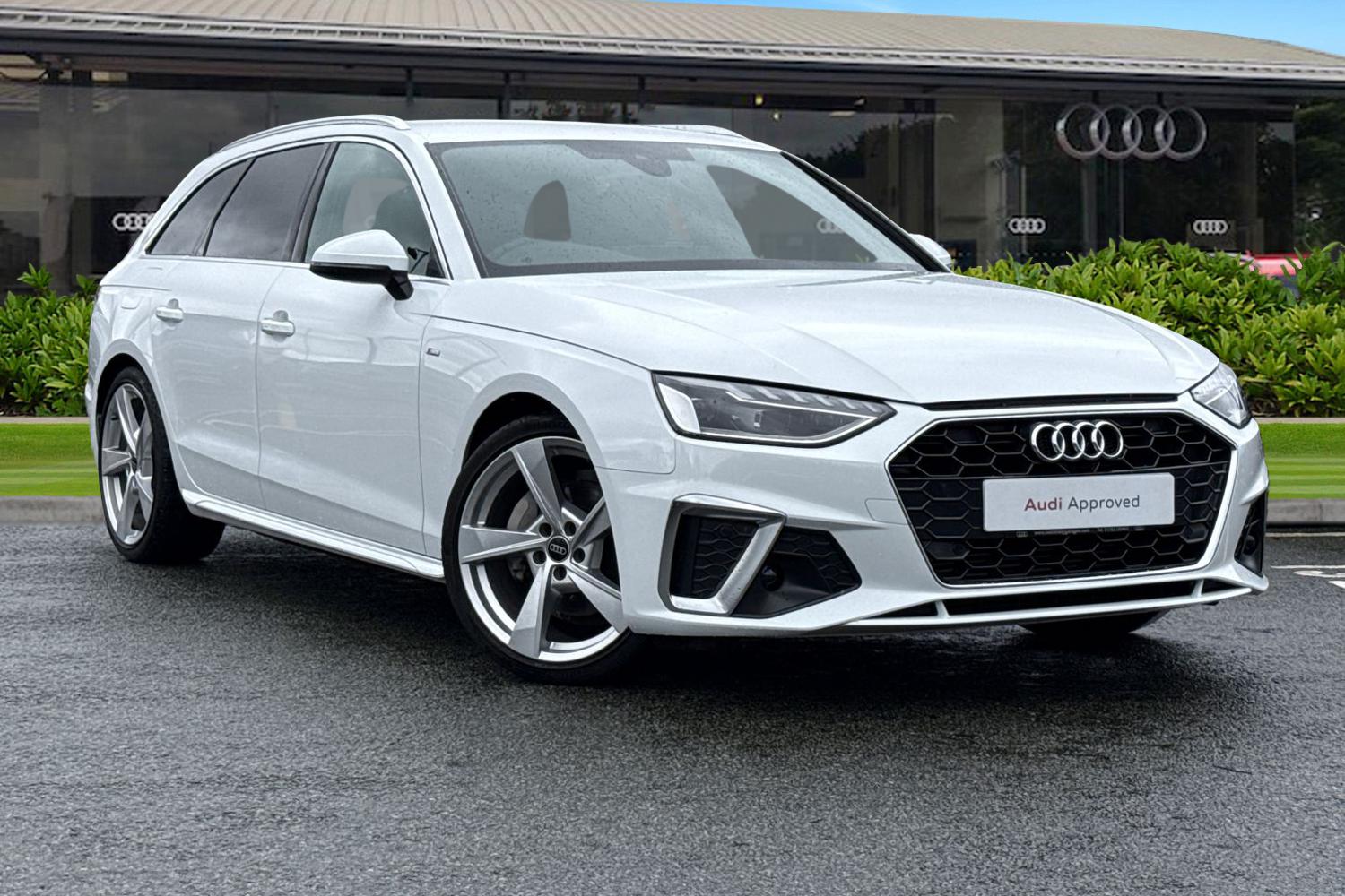 Main listing image - Audi A4 Avant