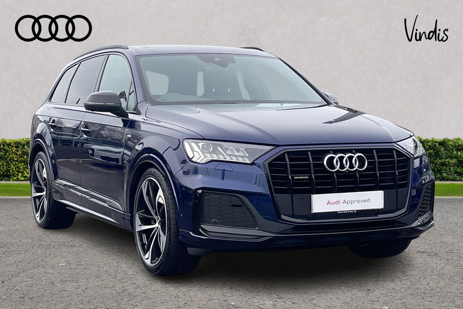 Main listing image - Audi Q7