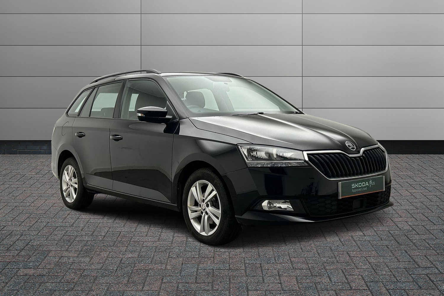 Main listing image - Skoda Fabia Estate