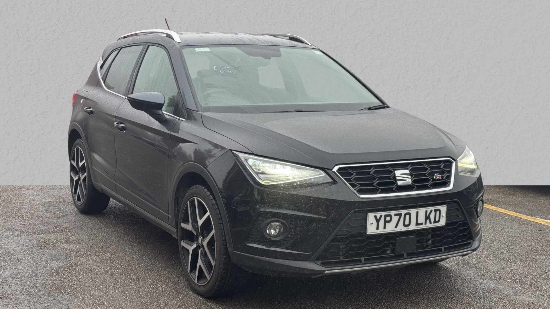 Main listing image - SEAT Arona