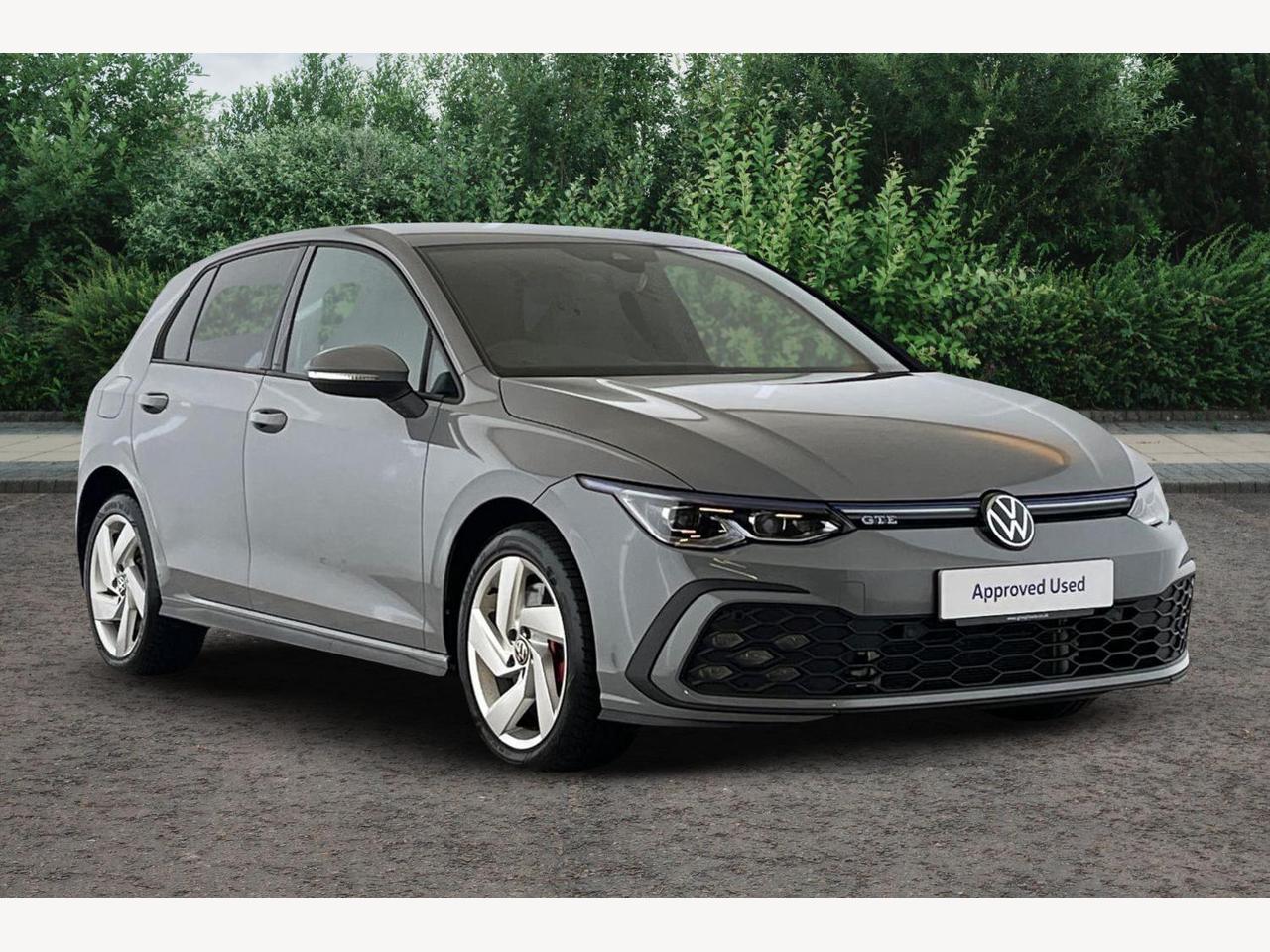 Main listing image - Volkswagen Golf GTE