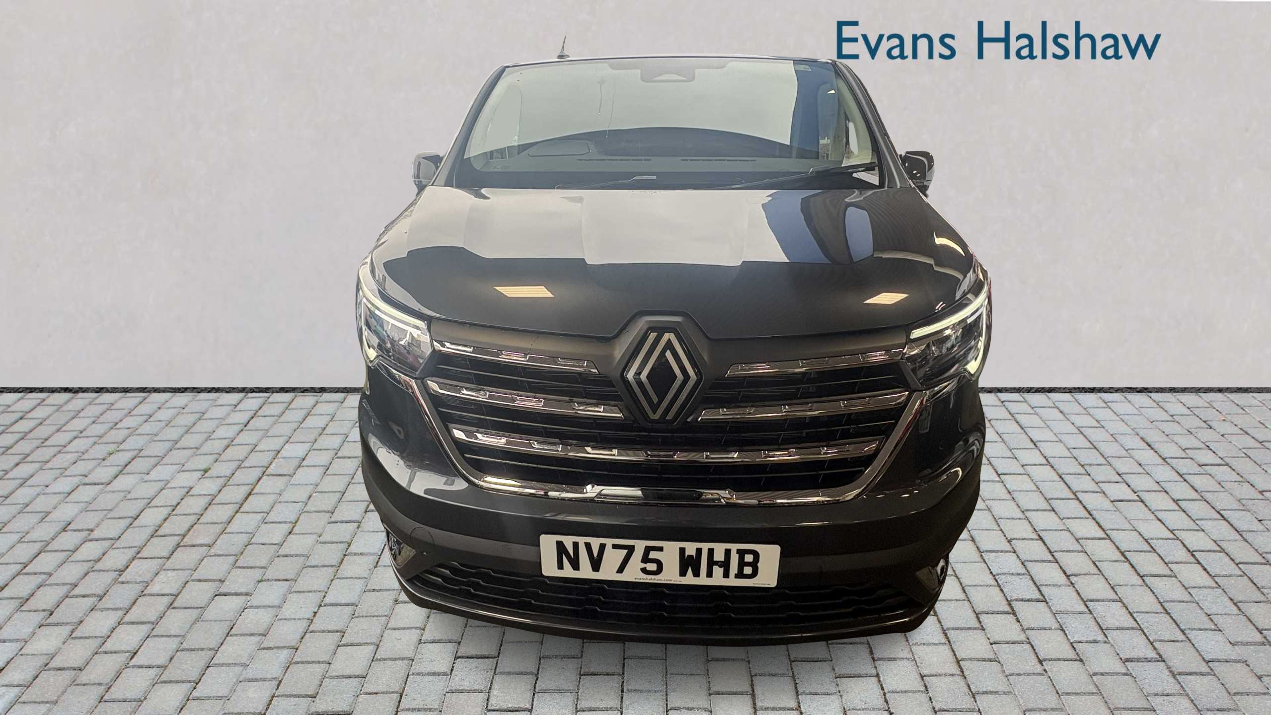 Main listing image - Renault Trafic