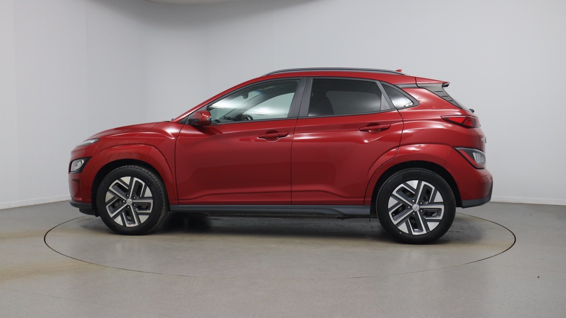 Main listing image - Hyundai Kona Electric
