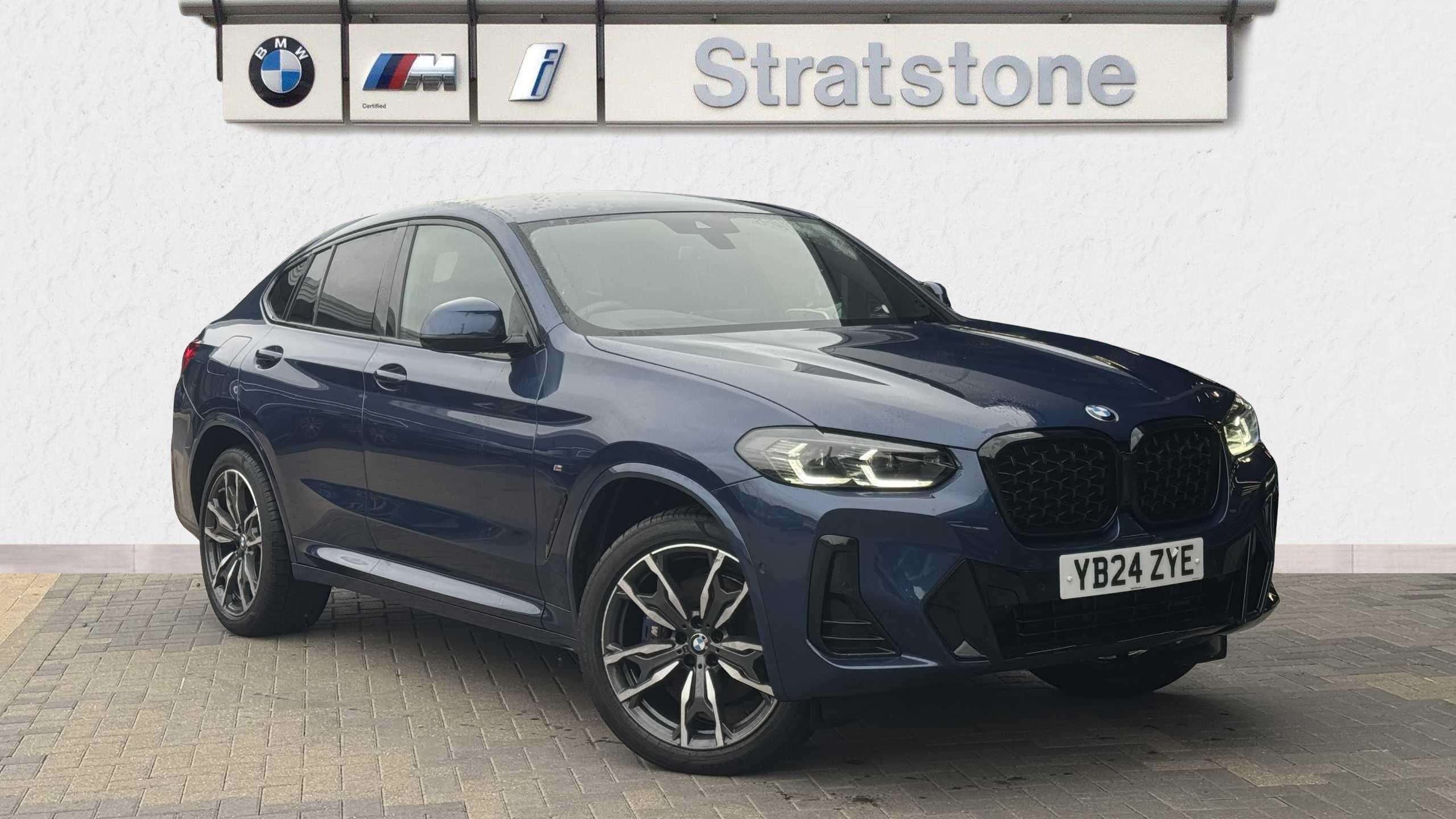 Main listing image - BMW X4