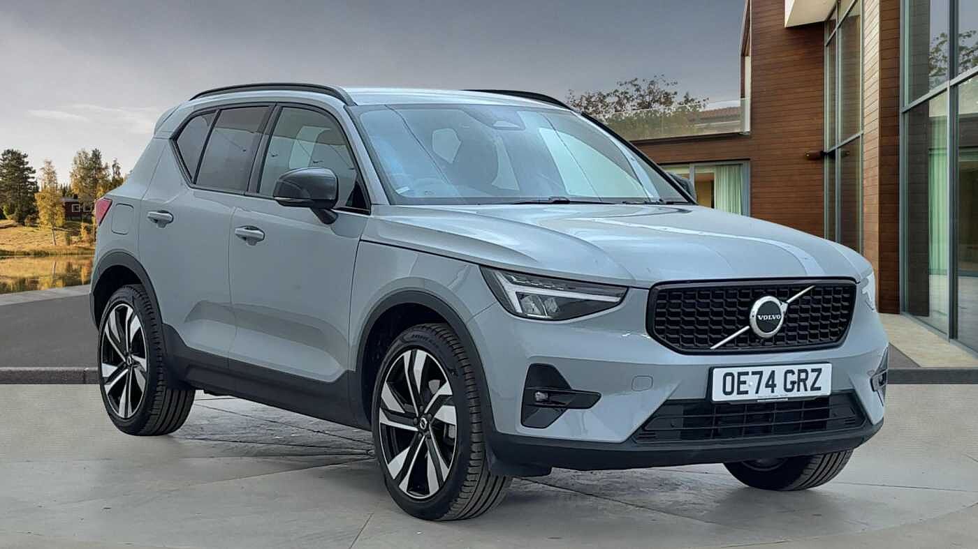 Main listing image - Volvo XC40