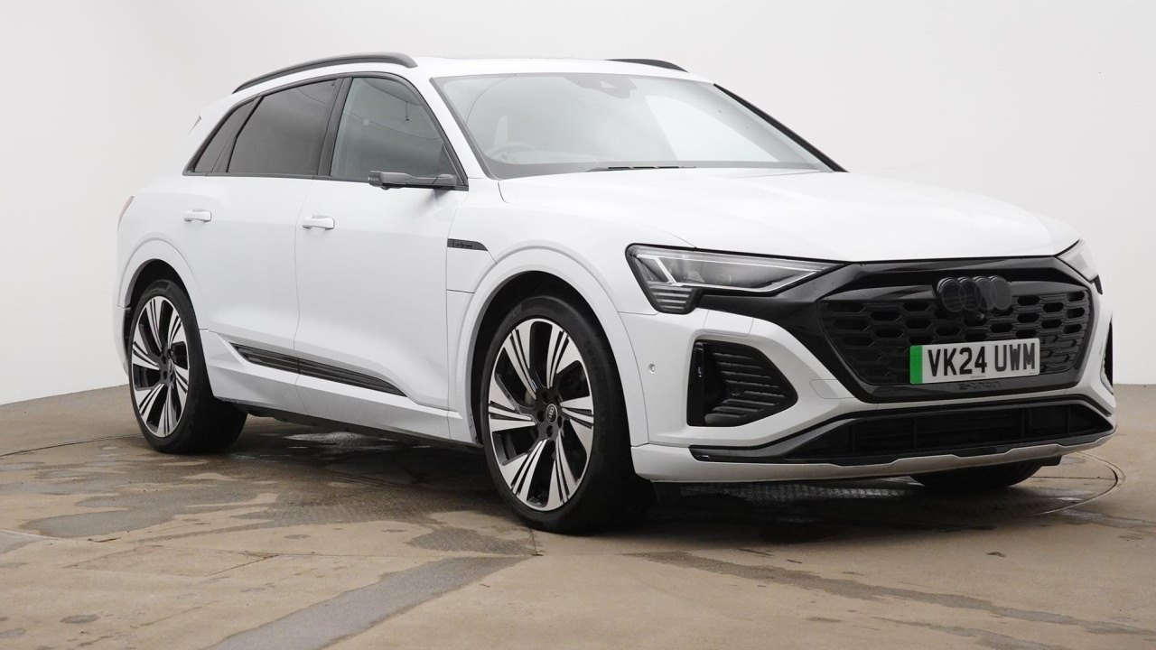 Main listing image - Audi Q8 e-tron