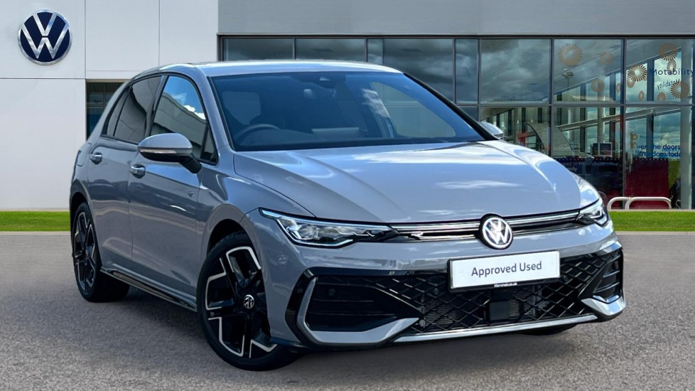 Main listing image - Volkswagen Golf