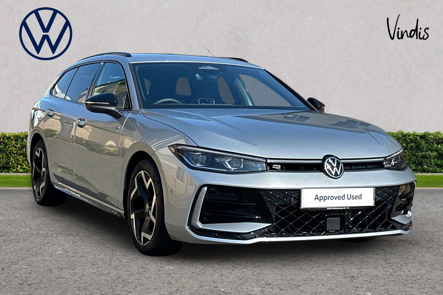 Main listing image - Volkswagen Passat Estate