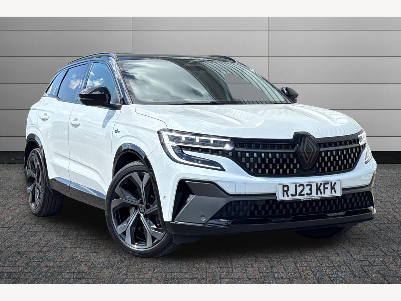 Main listing image - Renault Austral