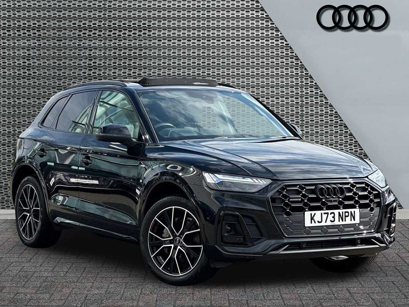 Main listing image - Audi Q5