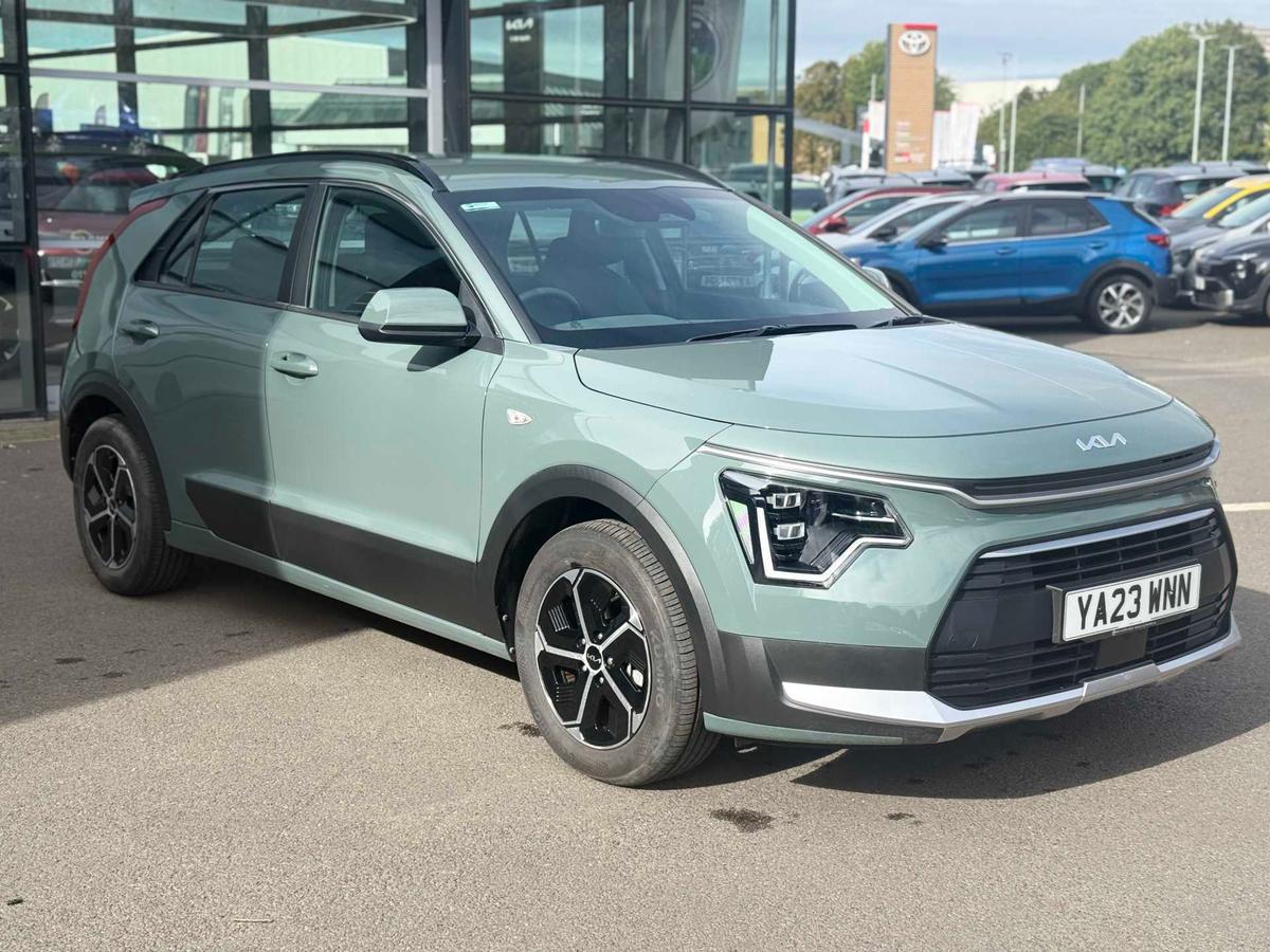 Main listing image - Kia Niro
