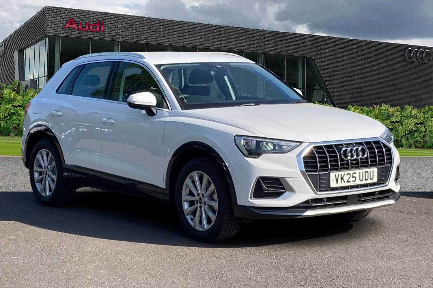 Main listing image - Audi Q3