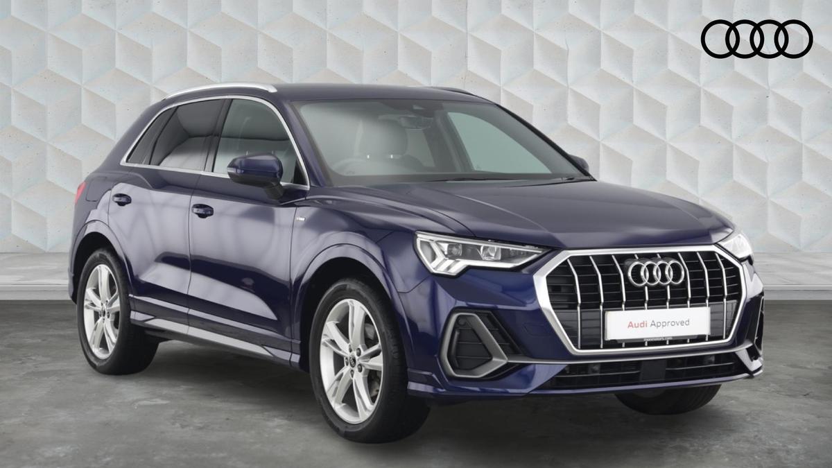 Main listing image - Audi Q3