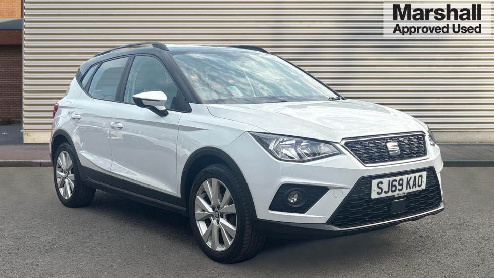 Main listing image - SEAT Arona