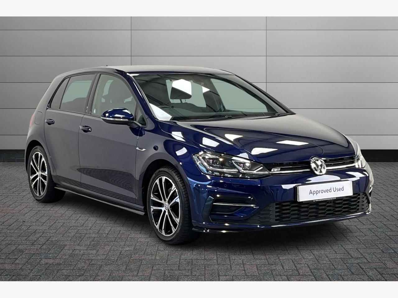 Main listing image - Volkswagen Golf