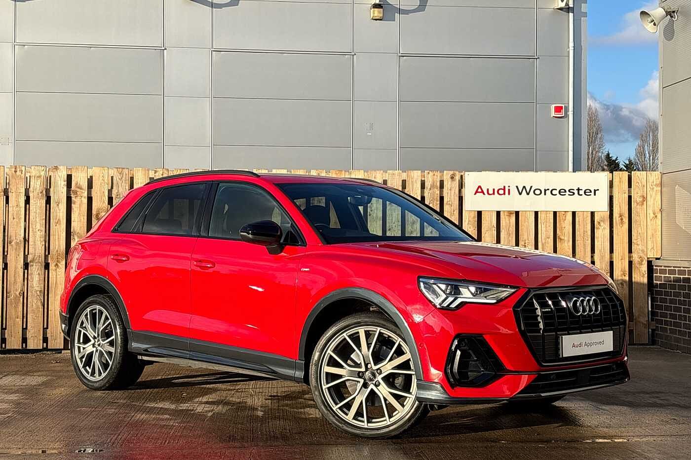 Main listing image - Audi Q3