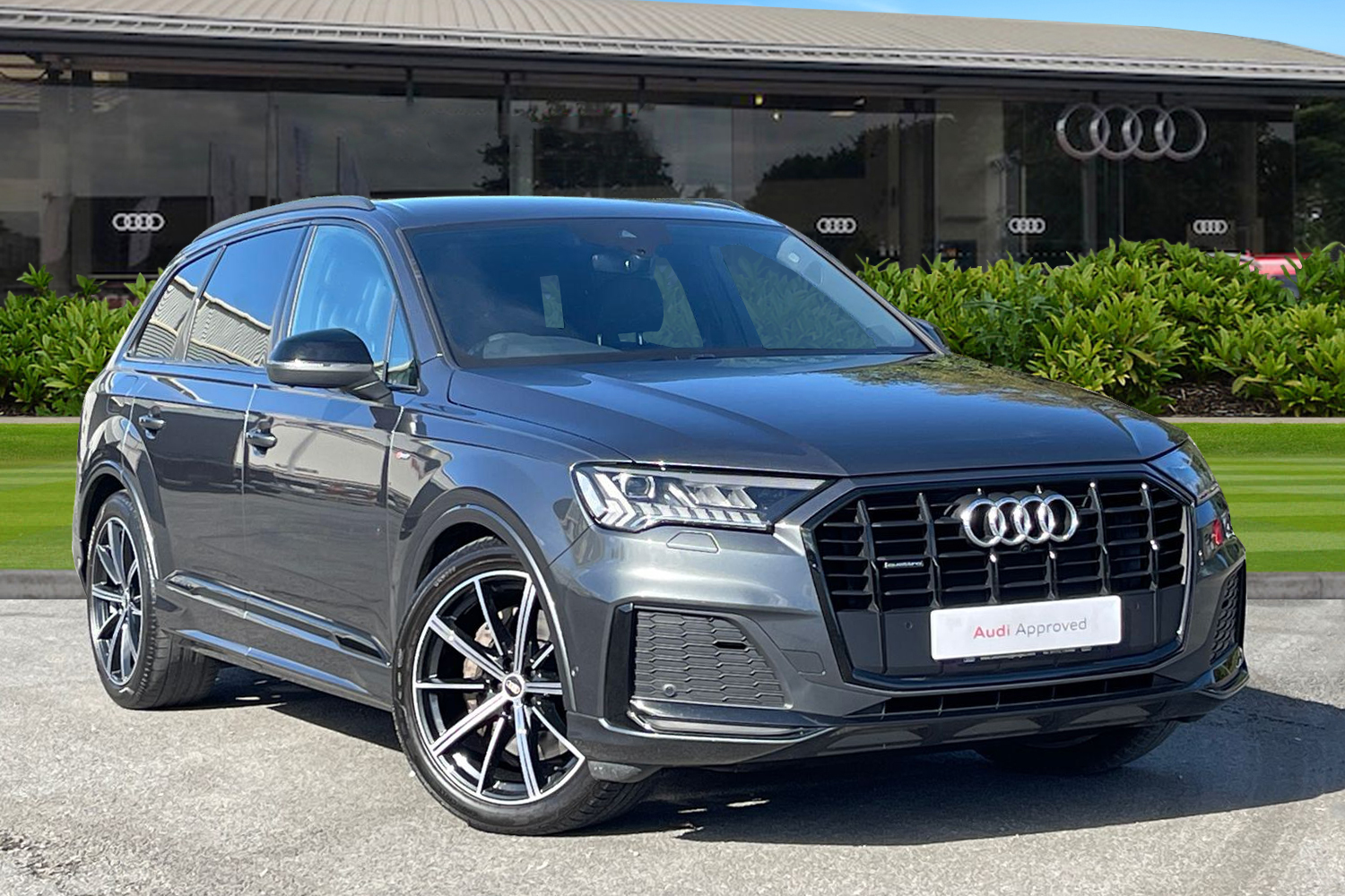 Main listing image - Audi Q7