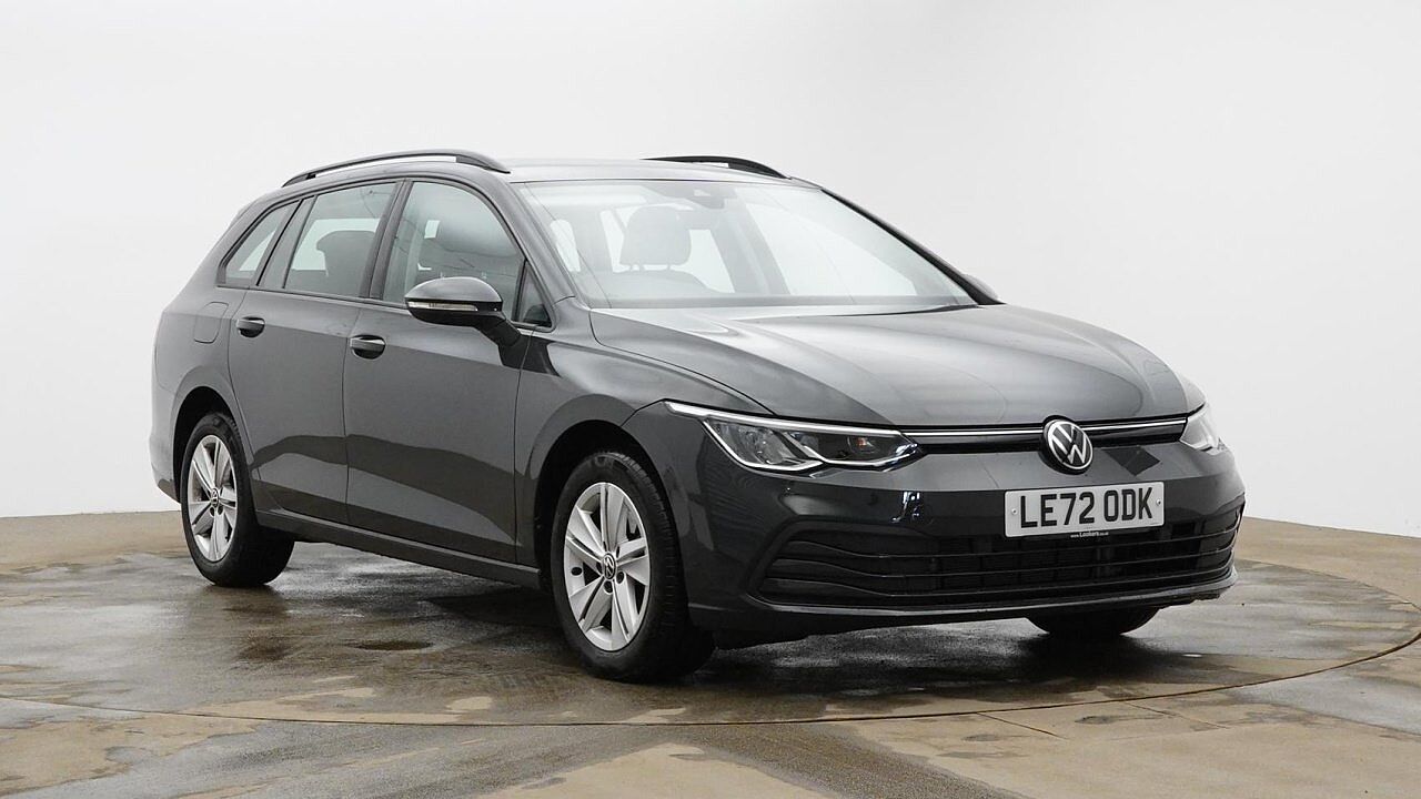 Main listing image - Volkswagen Golf Estate
