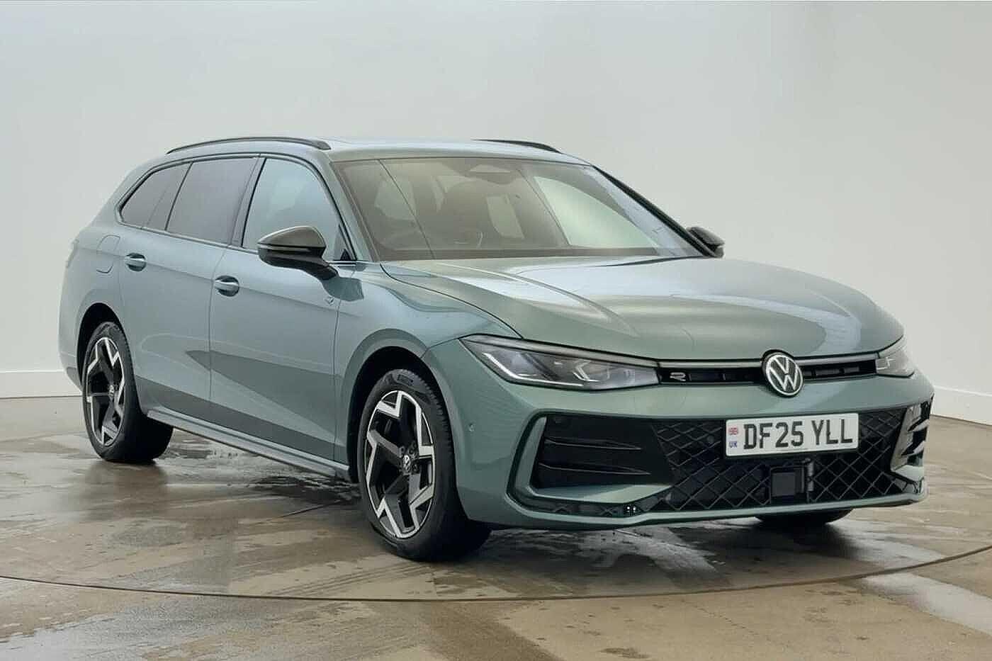 Main listing image - Volkswagen Passat Estate