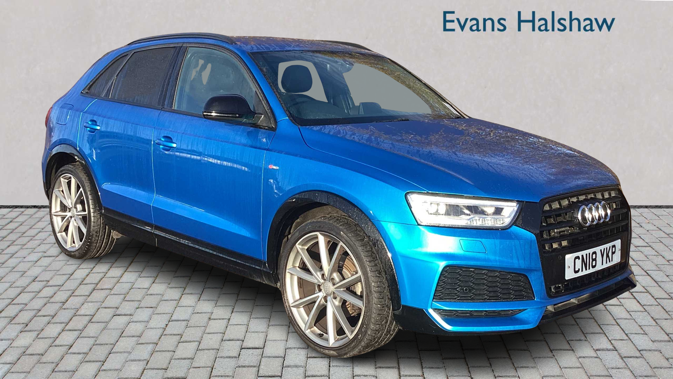 Main listing image - Audi Q3