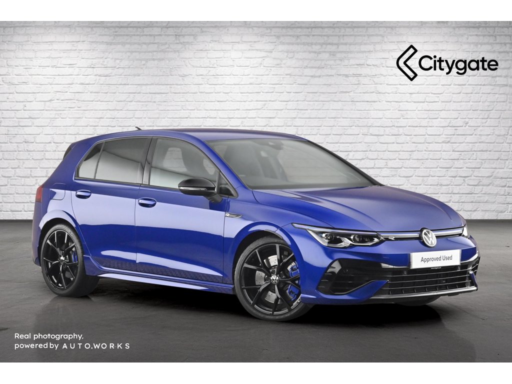 Main listing image - Volkswagen Golf