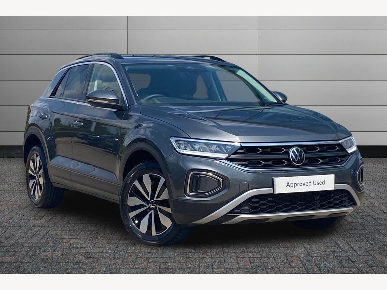 Main listing image - Volkswagen T-Roc