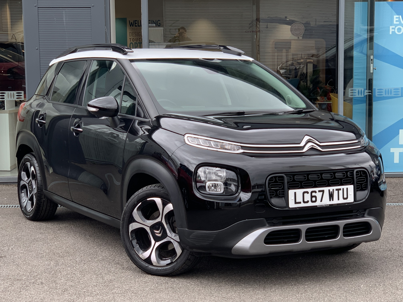 Main listing image - Citroen C3 Aircross