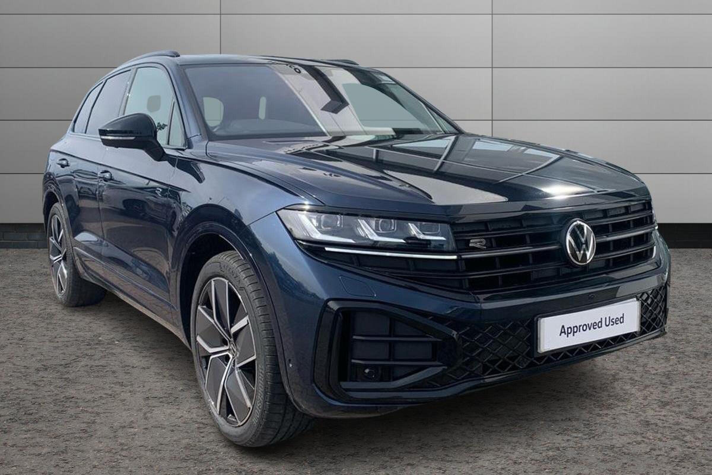 Main listing image - Volkswagen Touareg