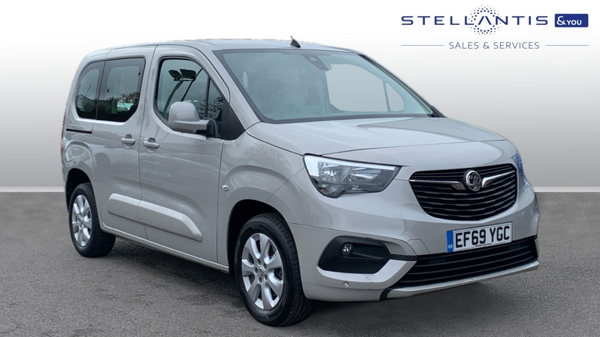 Main listing image - Vauxhall Combo Life