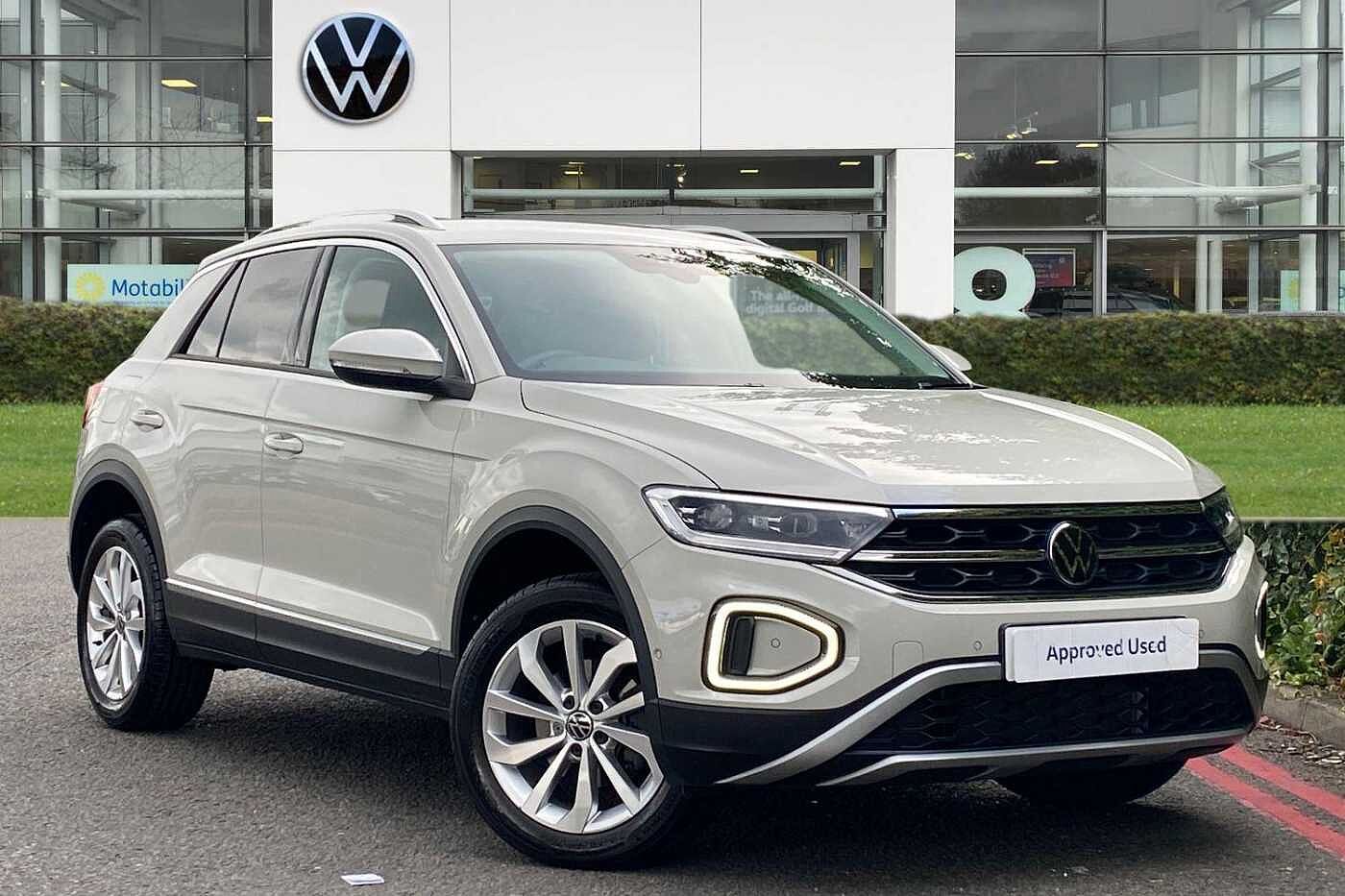 Main listing image - Volkswagen T-Roc